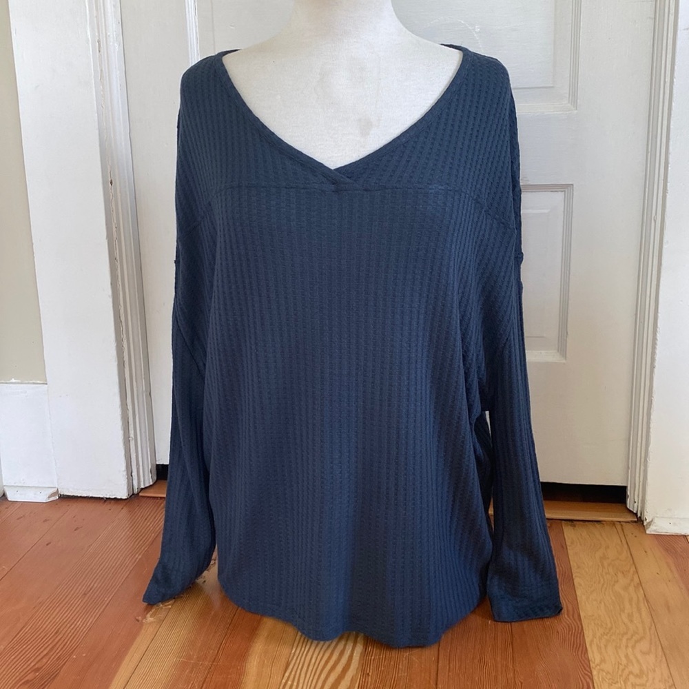 Chaser NWT Waffle Weave V Neck Long Sleeve Shirt Medium